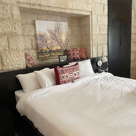 Mizirawi Historic Hotel Ramallah Esterno foto